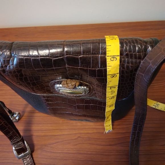 VTG Brighton Crossbody 9" x 8.5" x 3" Crocodile Embossed Black Brown - Picture 7 of 12